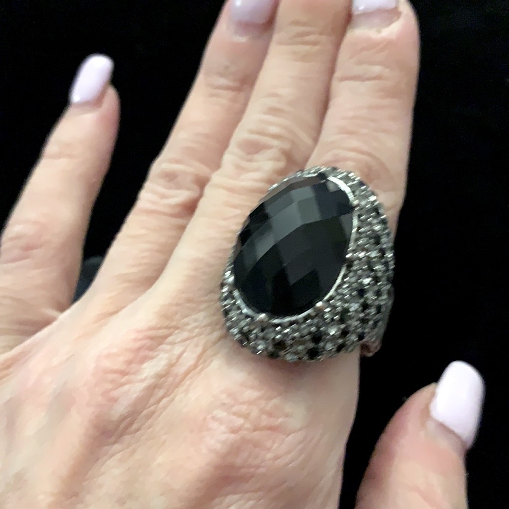 Ring - Picture 4 of 4